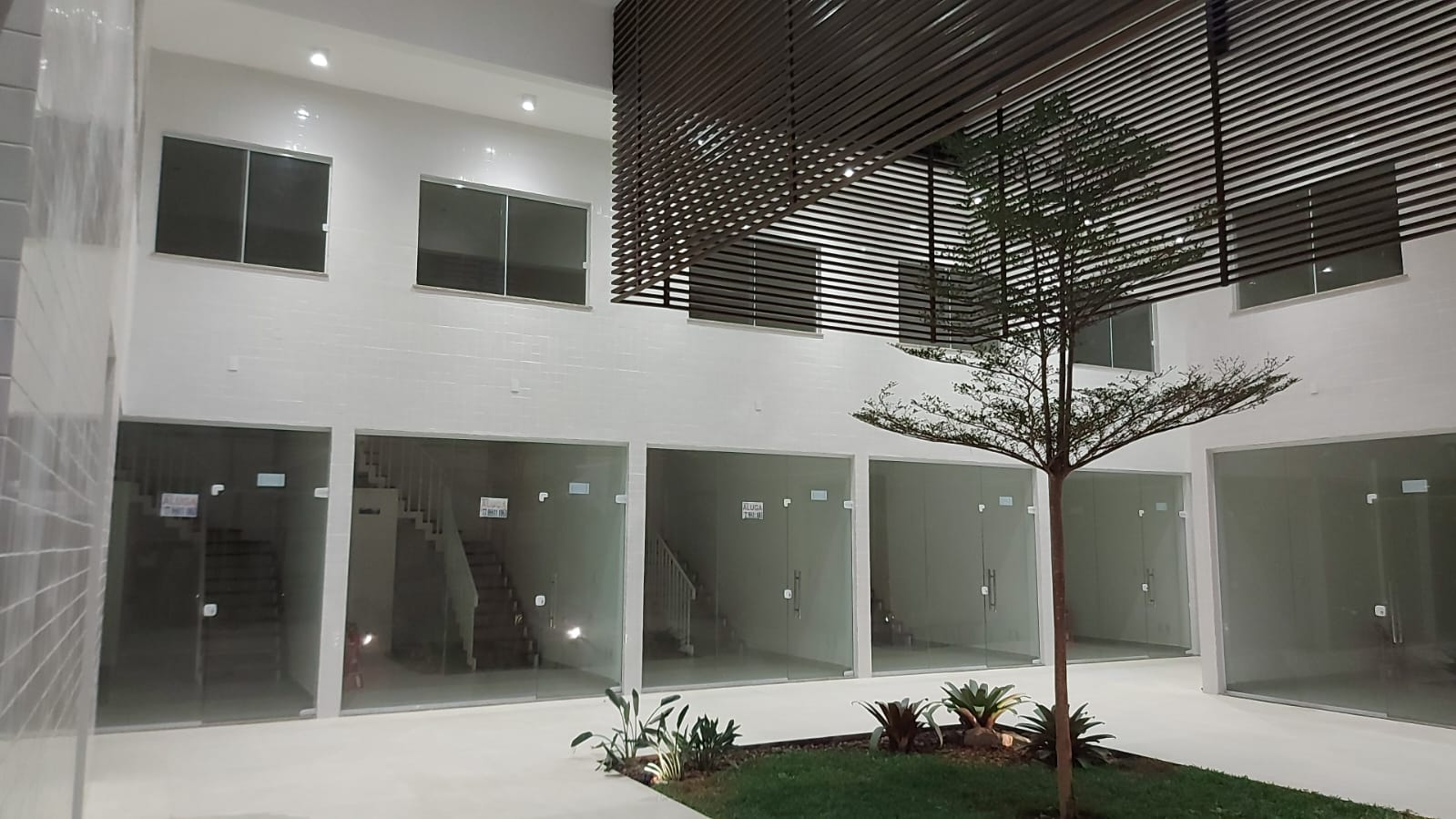 WhatsApp Image 2025-11-18 at 16.57.01